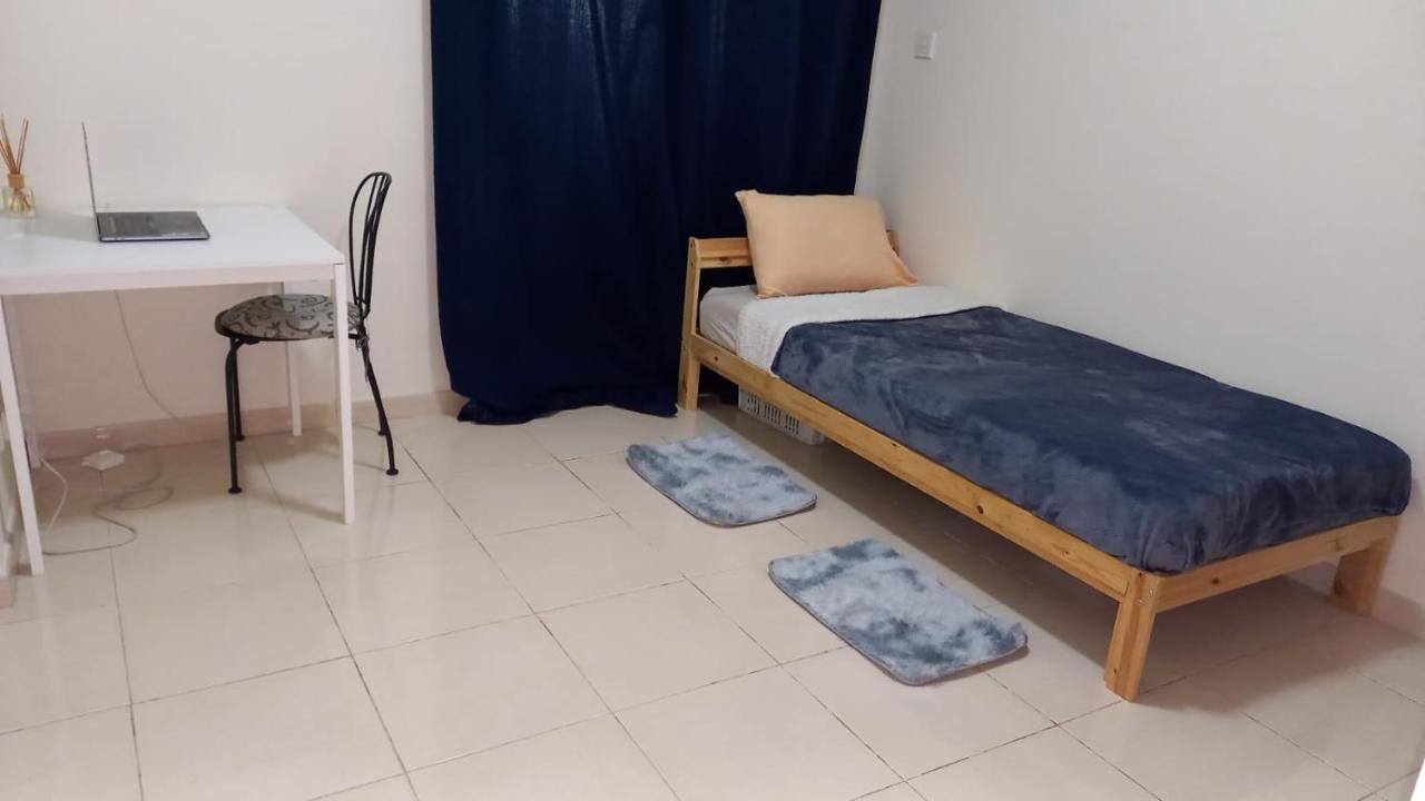 Dubai Homestay - Private Single Room Экстерьер фото